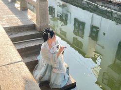 -洛水阁·汉服妆造体验馆(山塘街店)
