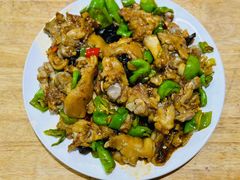 -超越海鲜屋(飞龙物业店)