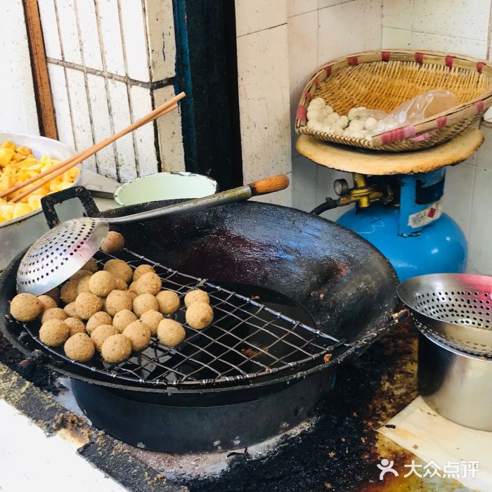 左记豆腐圆子店图片
