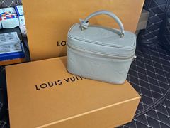 -LV路易威登(国际广场店)