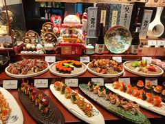 -雍容荟帝王蟹活龙虾展台自助(IFS黑金店)