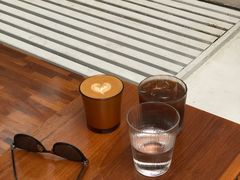 -Line 咖啡(石厦花园店)