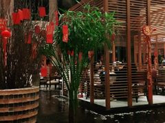 -松山湖凯悦酒店·Café自助餐厅·周末火舞秀表演