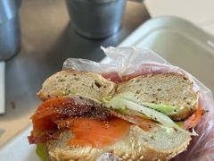 Smoked&nbsp;&nbsp;Salmon-HOLY BAGEL(苏河店)