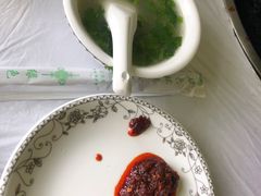 -鲁朗边巴次仁农家石锅