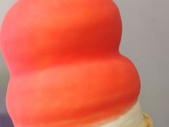 双丸子樱花蛋卷-DQ·蛋糕·冰淇淋(民勇嘉泰店)