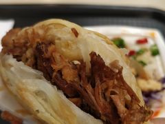 潼关肉夹馍-魏家凉皮(曼哈顿店)