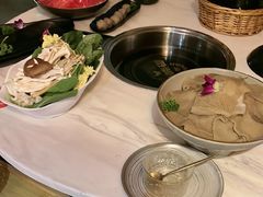 -喃喃椰·糟粕醋·椰子鸡火锅(七堡花园店)