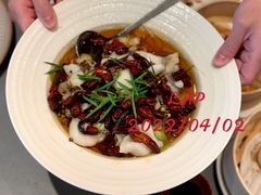 油泼沸腾黑鱼片-桂满陇·蟹黄小笼汤包(巴黎春天浦建店)
