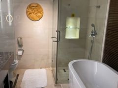 -青岛海尔洲际酒店