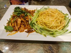 -巴特餐饮6加1音乐餐吧·新疆菜