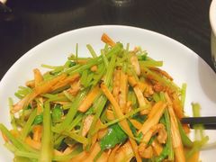 -柒园·三十年创意杭帮菜(龙湖滨江天街店)