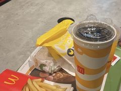 -麦当劳(哈西万达店)