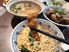 -爆炸头阿姨小四川正宗川味小吃(无任何分店)