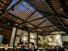 -喜洲吧·江畔老船厂·庭院餐厅(喜临院店)