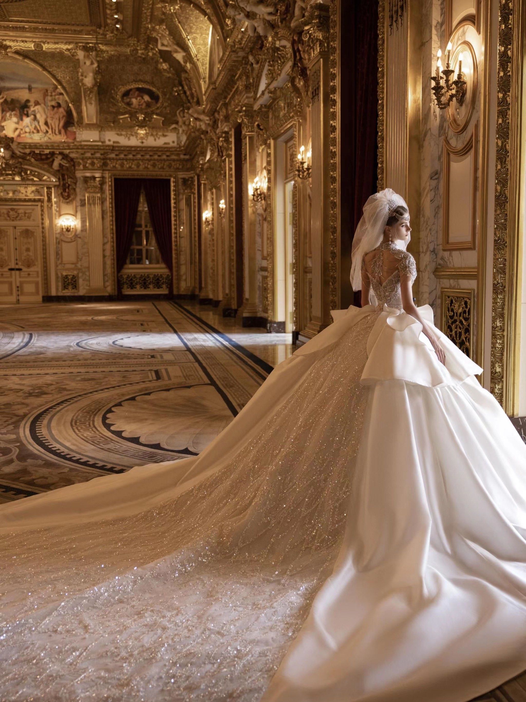 复古又奢华 这就是皇家公主御用婚纱吧