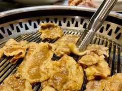 秘制肥牛-草家酱蟹炭火烤肉店(珲春南路一店)