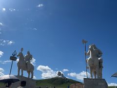 -可汗山