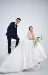 点击看大图 -太郎花子婚纱摄影艺术中心