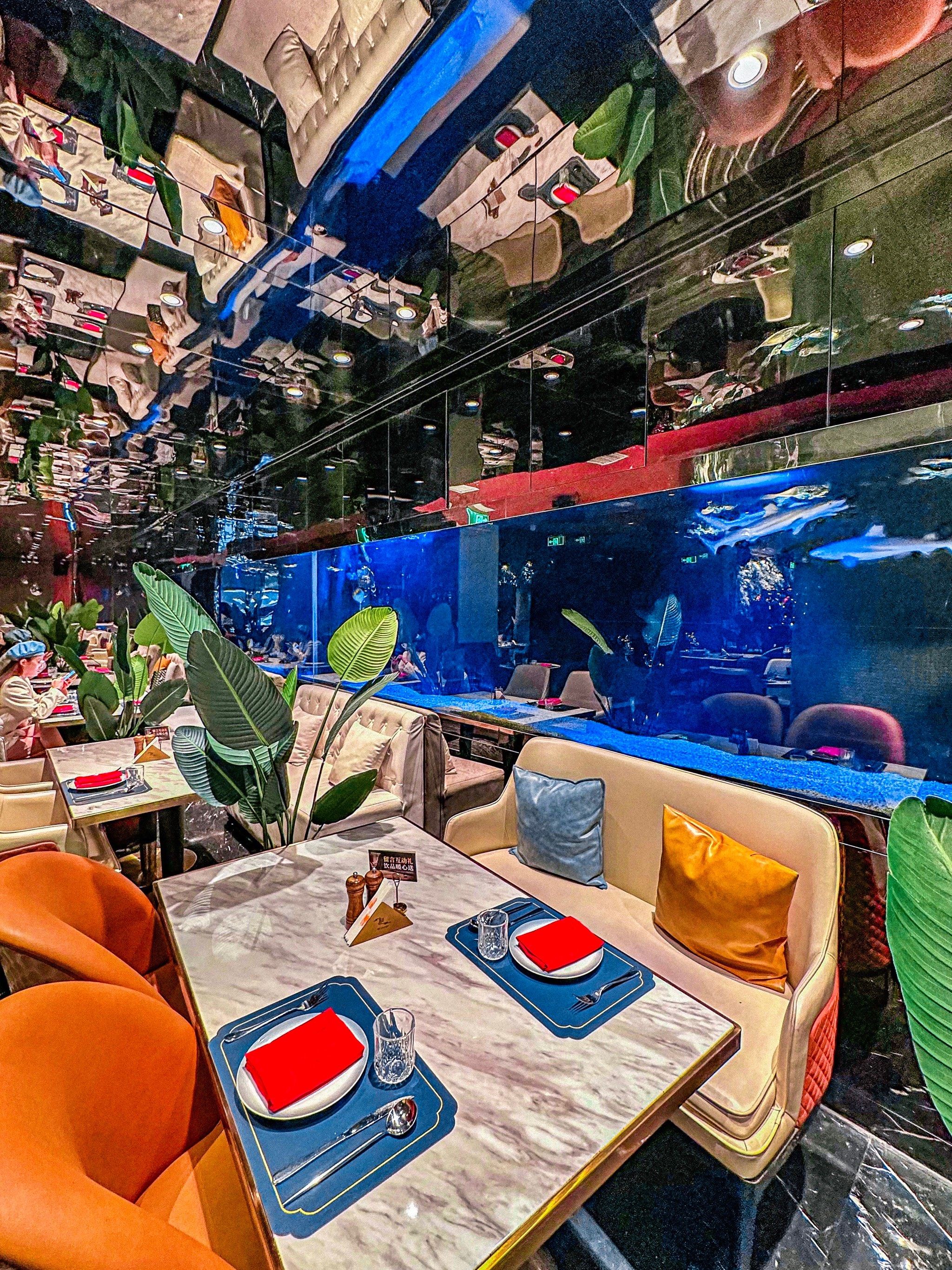 不是亚特兰蒂斯!天津的水族馆餐厅!