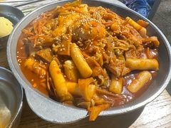 炒年糕-姜虎东白丁烤肉(恒隆广场店)