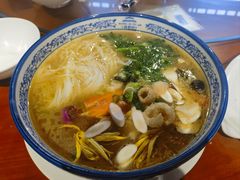 -香麒园·过桥米线·南湖雅宴