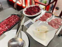 -金龙大四喜牛肉火锅