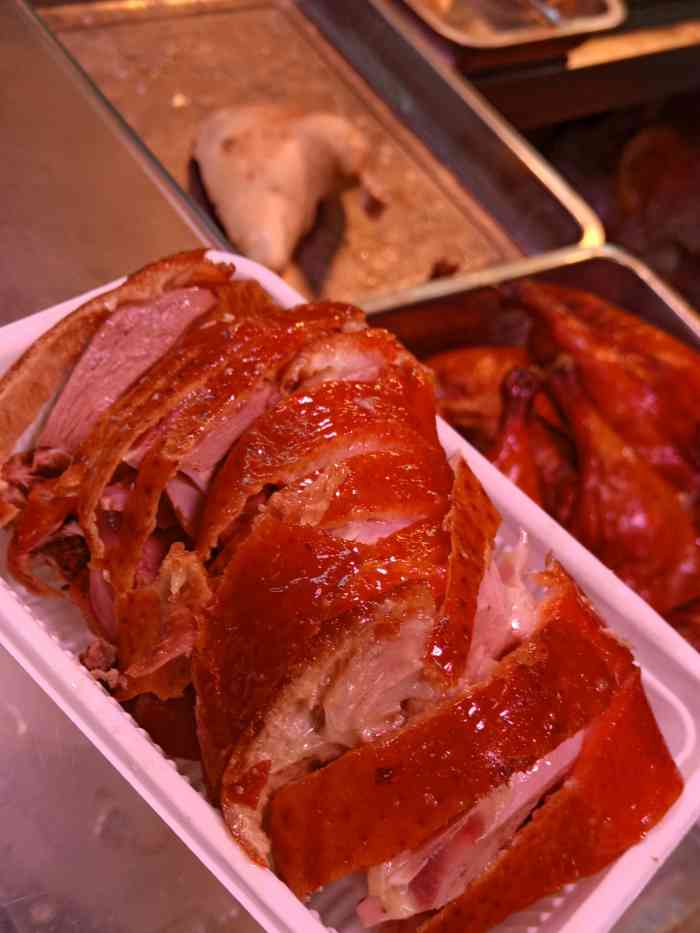 烤鸭鸭子卖的很快,去的晚就卖光了啊