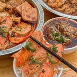 官亭路这个小巷子里藏着一家做冒菜的小店