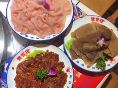 -贤合庄卤味火锅(安吉万达店)
