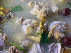 -千岛蚝高压锅生蚝·人参火锅(白云万达店)