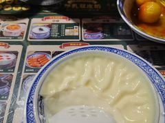 -广信牛奶甜品世家(台东店)
