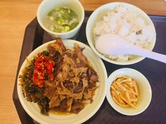 -熊大师牛羊粉(红谷凯旋店)
