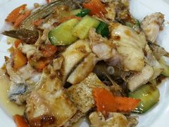 生炒鱼头-广迎居老正兴菜馆