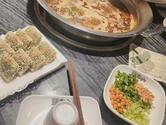 -老船舫·现做活鲜鱼馆(东郊记忆店)