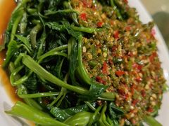剁椒藤菜-洪霞餐馆