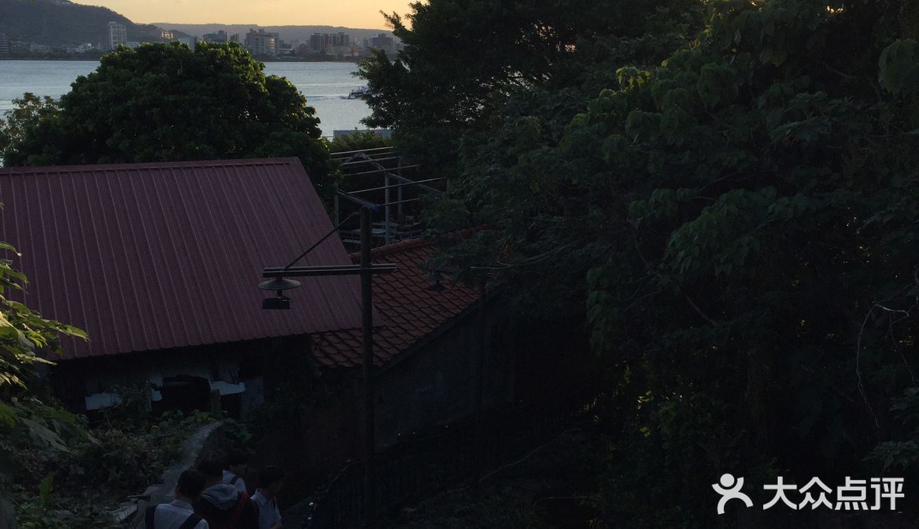你知道吗？周杰伦的母校就是台湾的淡水，真理大学