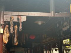 -土砂锅生态山庄·非遗砂锅雅鱼