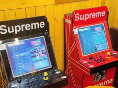 -伯爵·沉浸式超级密室·直营店