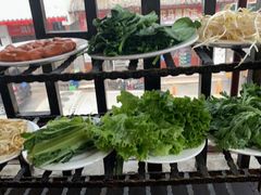 -东巴谷野生菌火锅餐厅