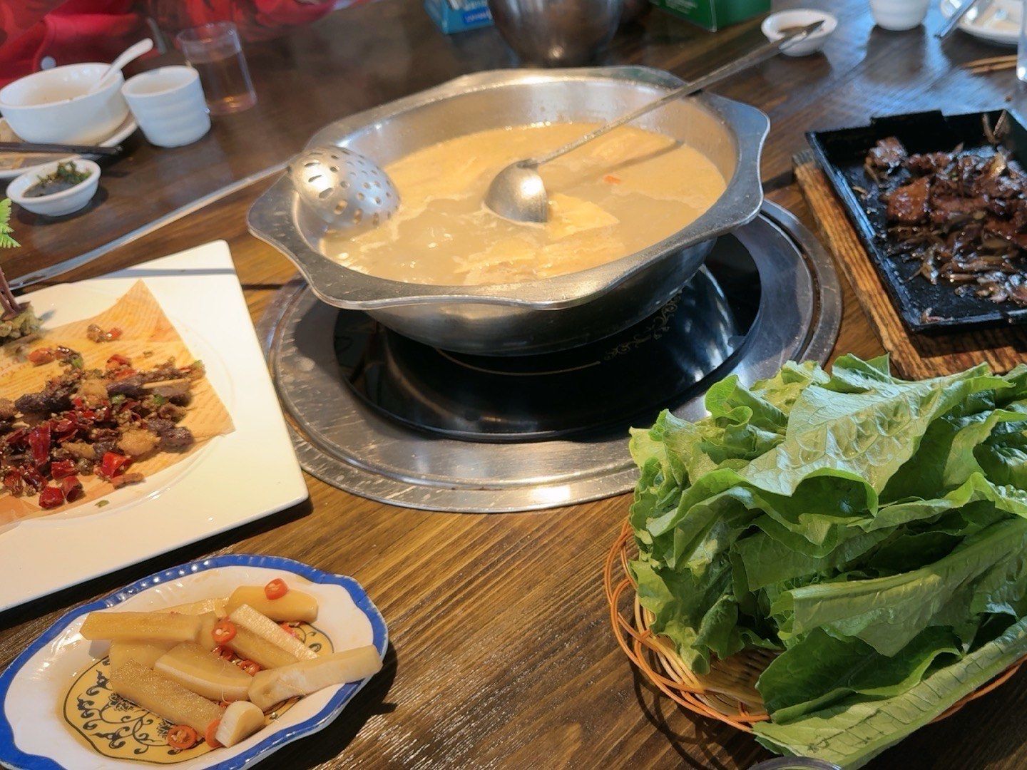森林鸵鸟餐厅,🥚套餐十分优惠,火锅里有