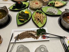 -一叶一世界·素食餐厅(锦华万达店)
