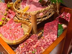 -山川小町·极番烧肉(新地假日广场店)