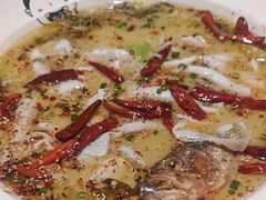 -江渔儿酸菜鱼·拔草餐厅(虎门君乐汇店)