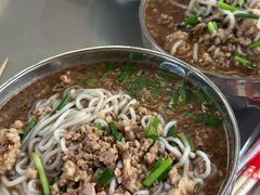 -正宗杨记普洱酸醋米线(总店)