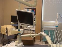 -上海仁爱医院口腔科 · 种植