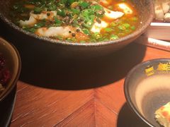 赛里木湖青椒鱼-楼兰新疆主题餐厅(苏州中心店)