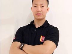 -健龙森俱乐部·游泳·健身·羽毛球综合体育馆