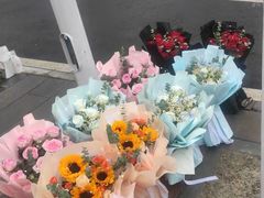 -花冠鲜花(勿忘我花店)