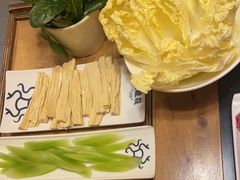 -大龙辣火锅·龙虾·烧烤(湖滨新天地店)
